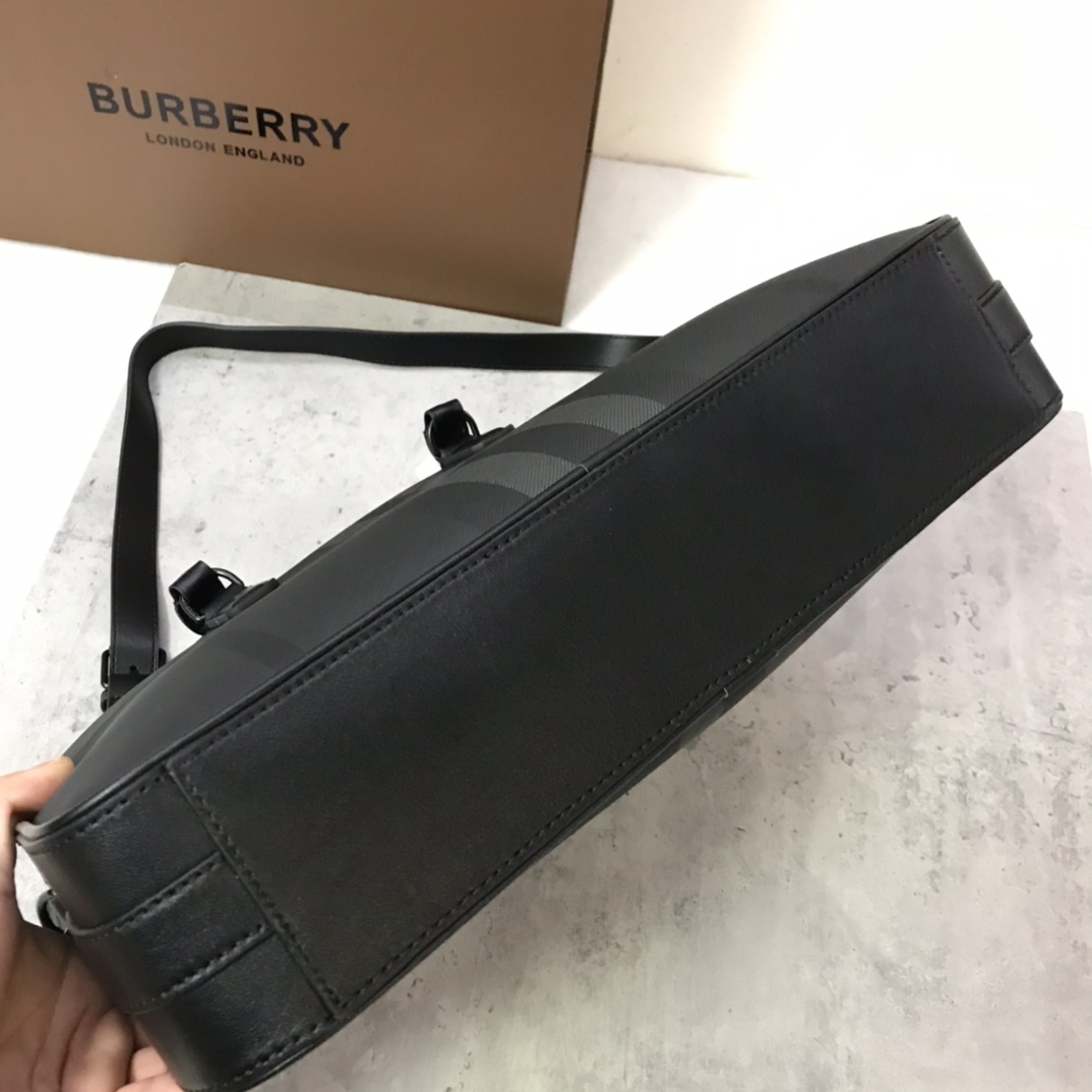 Mens Burberry Briefcases